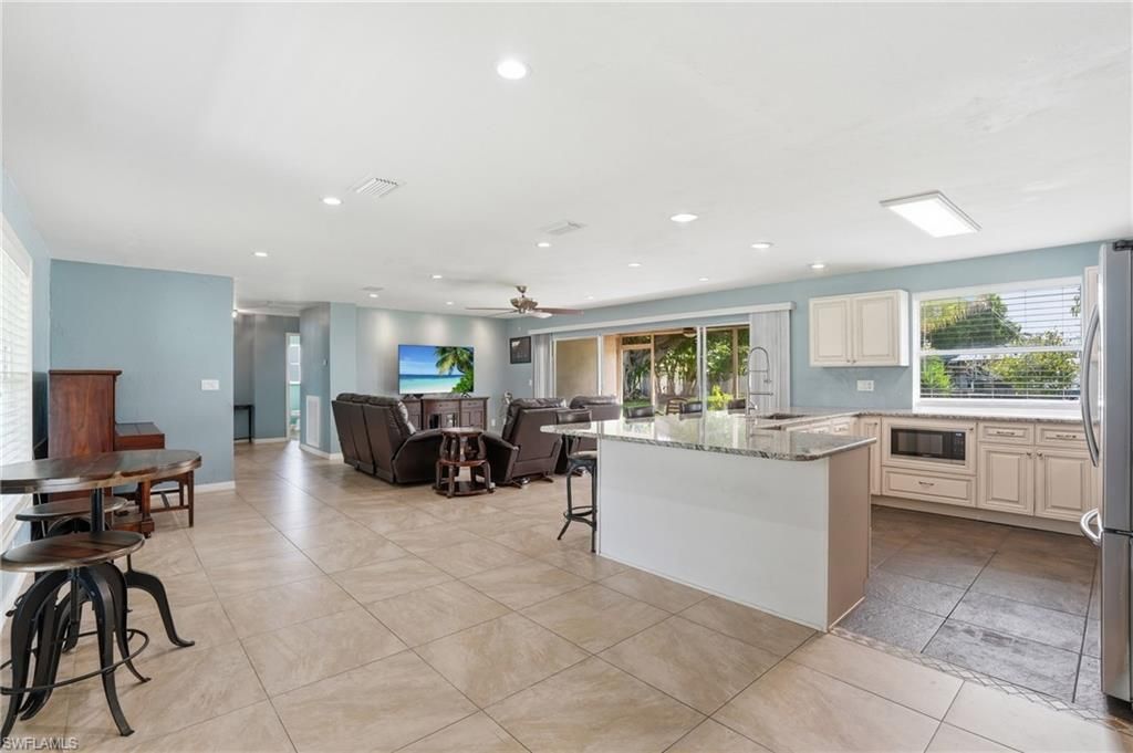 5229 Pelican Blvd, Cape Coral, FL 33914 Photo