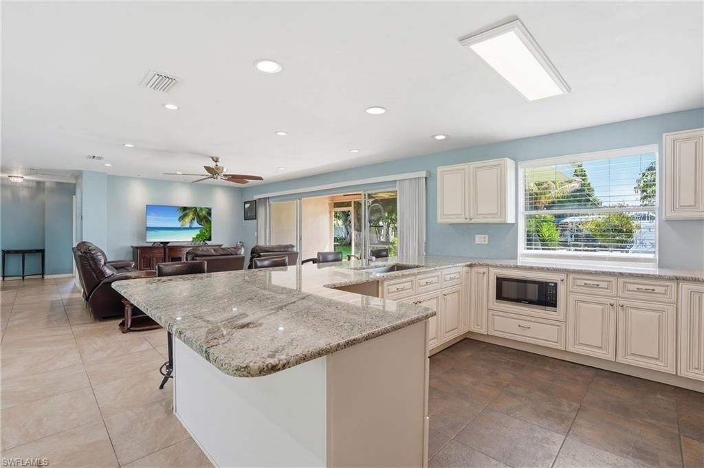 5229 Pelican Blvd, Cape Coral, FL 33914 Photo