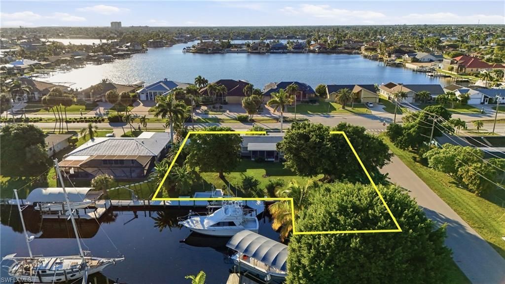 5229 Pelican Blvd, Cape Coral, FL 33914 Photo