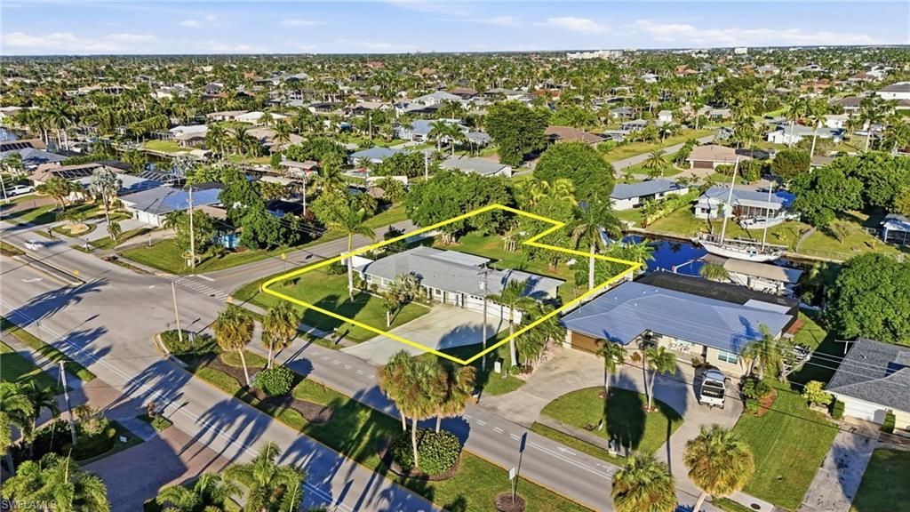 5229 Pelican Blvd, Cape Coral, FL 33914 Photo