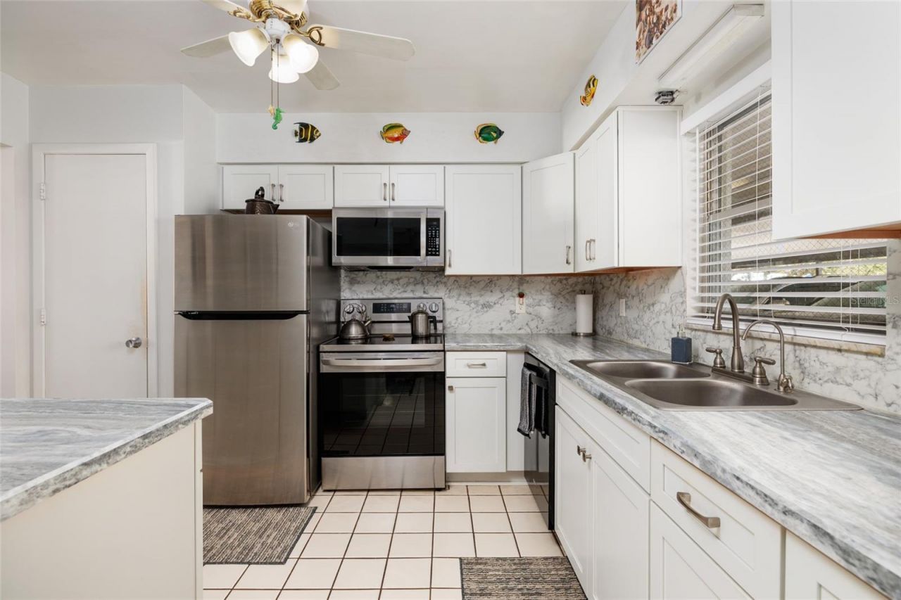 3789 46th Avenue S, Unit 101, Saint Petersburg, FL 33711 Photo