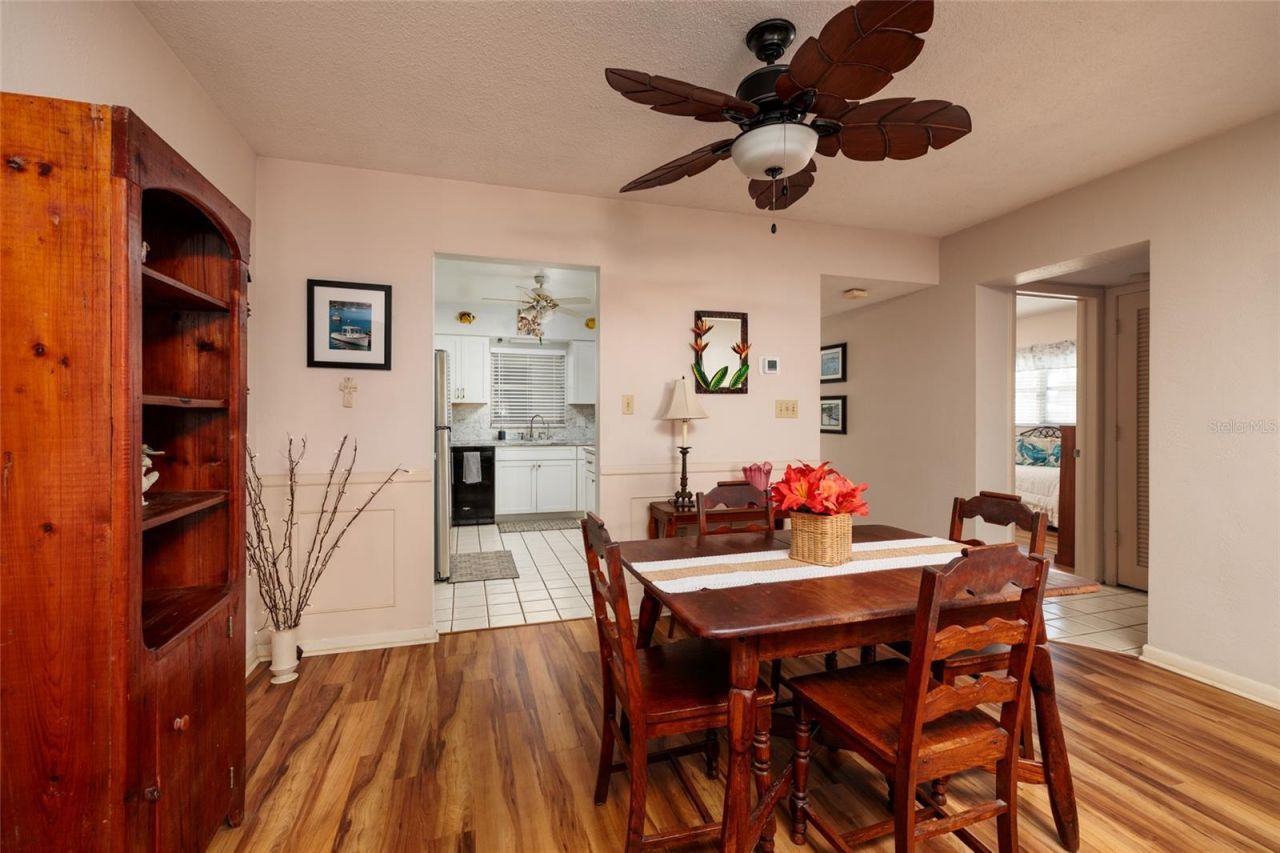 3789 46th Avenue S, Unit 101, Saint Petersburg, FL 33711 Photo