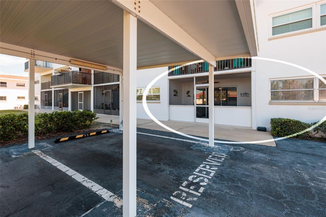 3789 46th Avenue S, Unit 101, Saint Petersburg, FL 33711 Photo