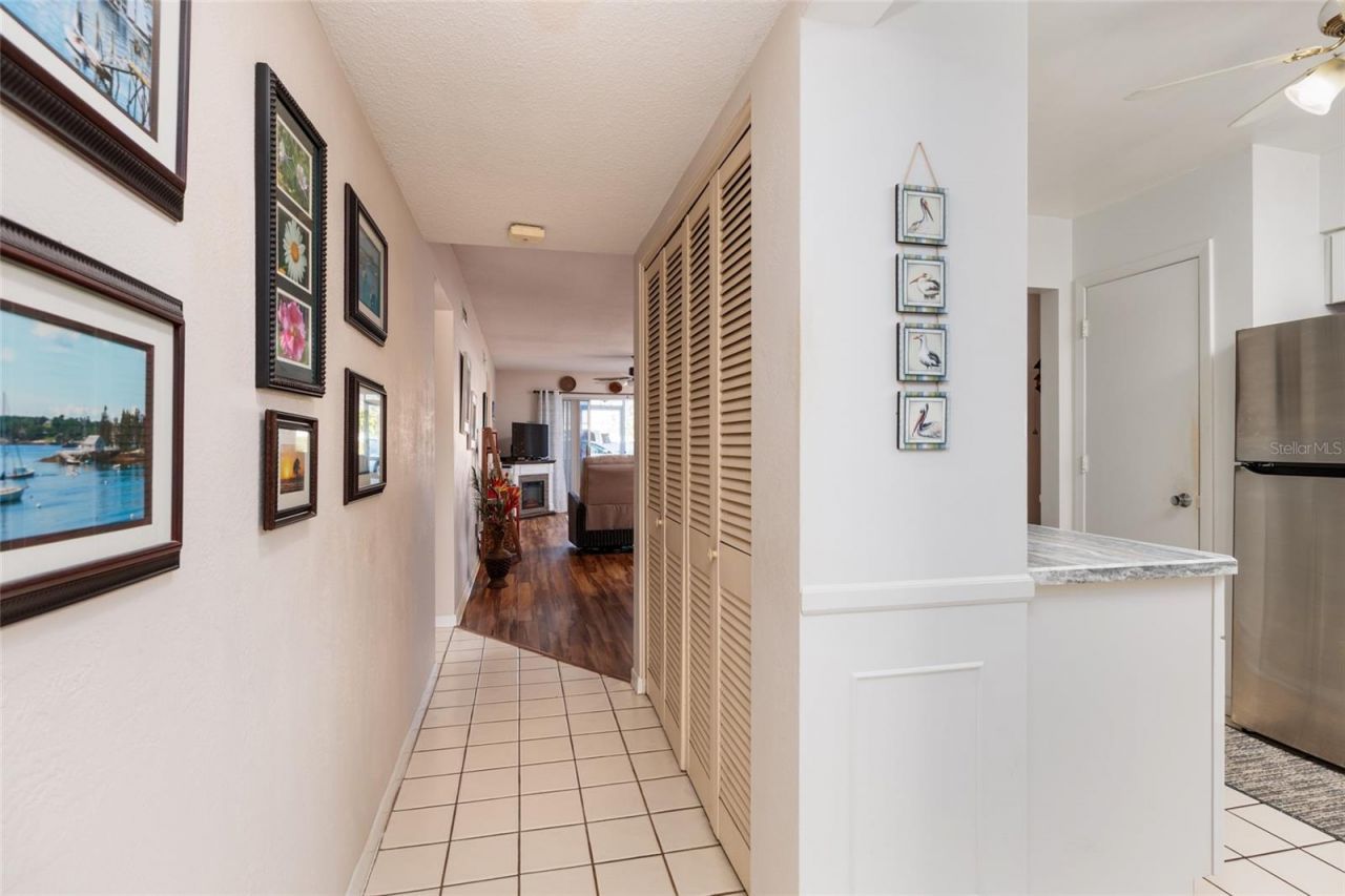 3789 46th Avenue S, Unit 101, Saint Petersburg, FL 33711 Photo