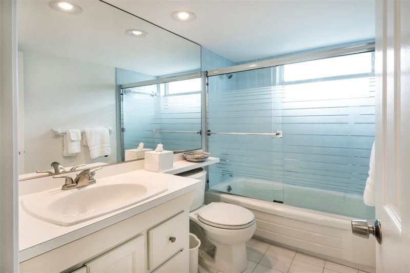 1850 S Ocean Drive, Unit 317, Fort Lauderdale, FL 33316 Photo
