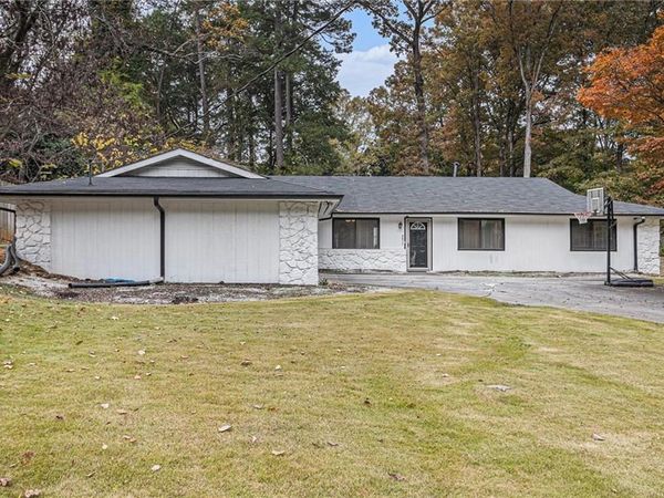 3211 Olde Dekalb Way, Atlanta, GA 30340
