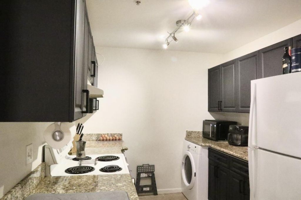 2100 Greenview Shores Boulevard, Unit 508, Wellington, FL 33414 Photo