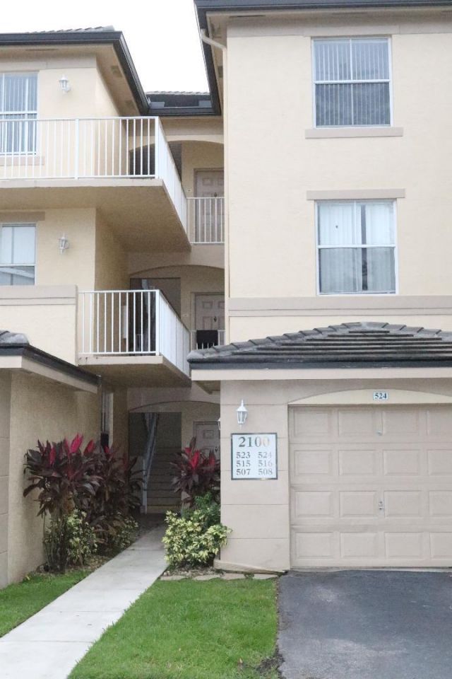 2100 Greenview Shores Boulevard, Unit 508, Wellington, FL 33414 Photo