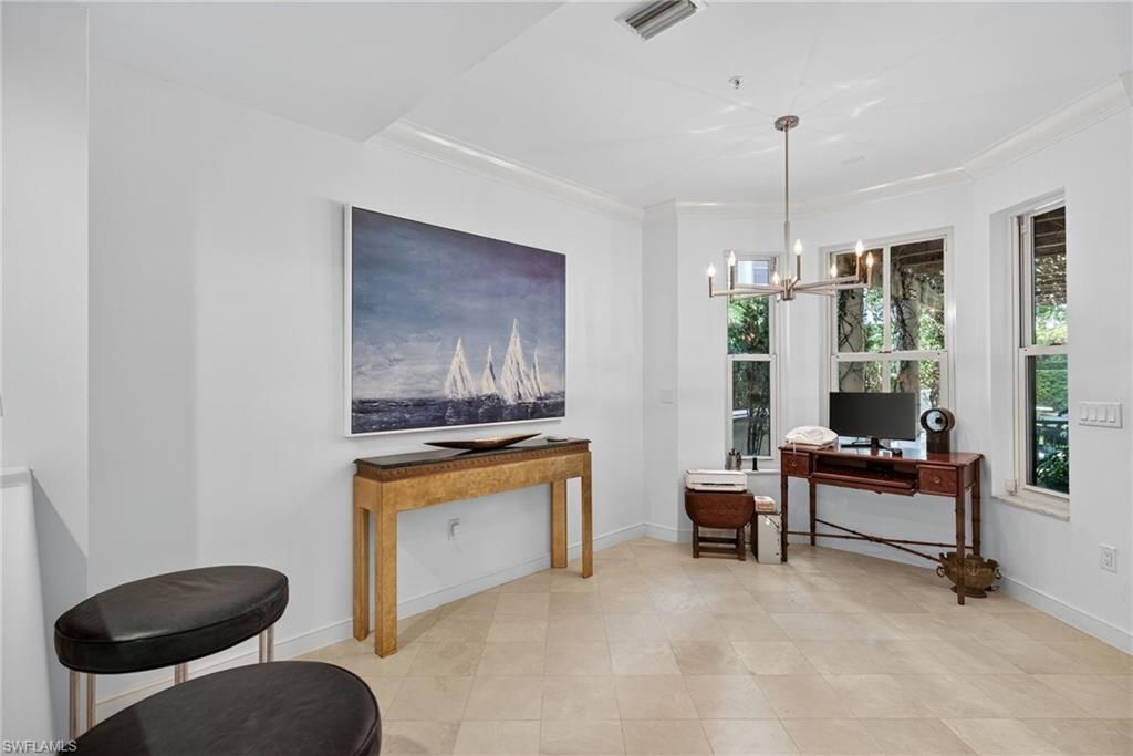 4021 Gulf Shore Blvd N, Unit V19, Naples, FL 34103 Photo