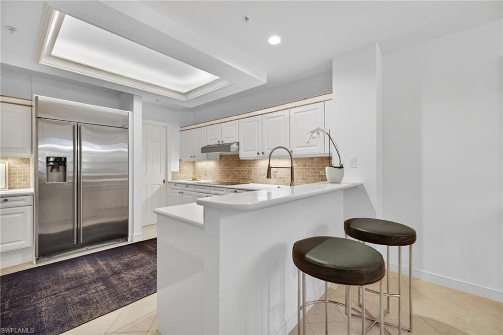 4021 Gulf Shore Blvd N, Unit V19, Naples, FL 34103 Photo