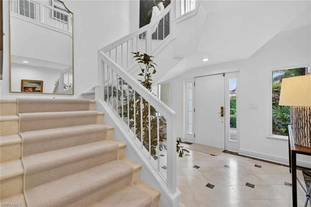 4021 Gulf Shore Blvd N, Unit V19, Naples, FL 34103 Photo