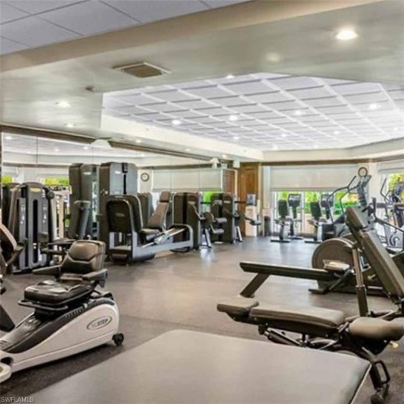 4021 Gulf Shore Blvd N, Unit V19, Naples, FL 34103 Photo