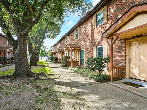 1725 NEWPORT Place, Unit 4, Kenner, LA 70065