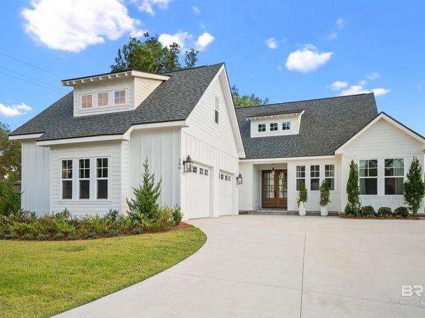 156 Hyacinth Street, Fairhope, AL 36532
