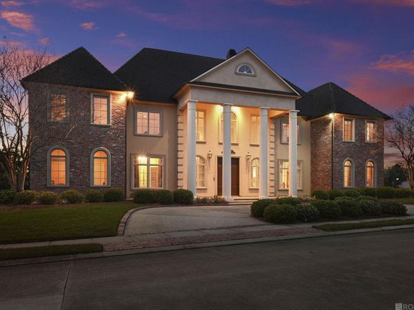 2602 Cedar Lodge Dr, Baton Rouge, LA 70809