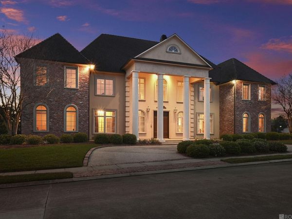 2602 Cedar Lodge Dr, Baton Rouge, LA 70809