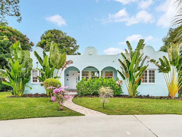 901 39th Court, West Palm Beach, FL 33407
