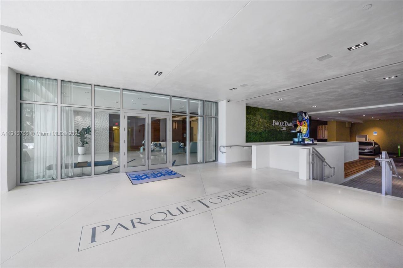 330 Sunny Isles Blvd, Unit 5-1908, Sunny Isles Beach, FL 33160 Photo