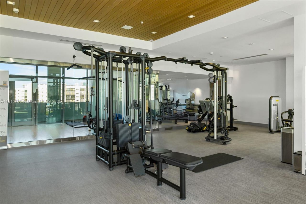 330 Sunny Isles Blvd, Unit 5-1908, Sunny Isles Beach, FL 33160 Photo