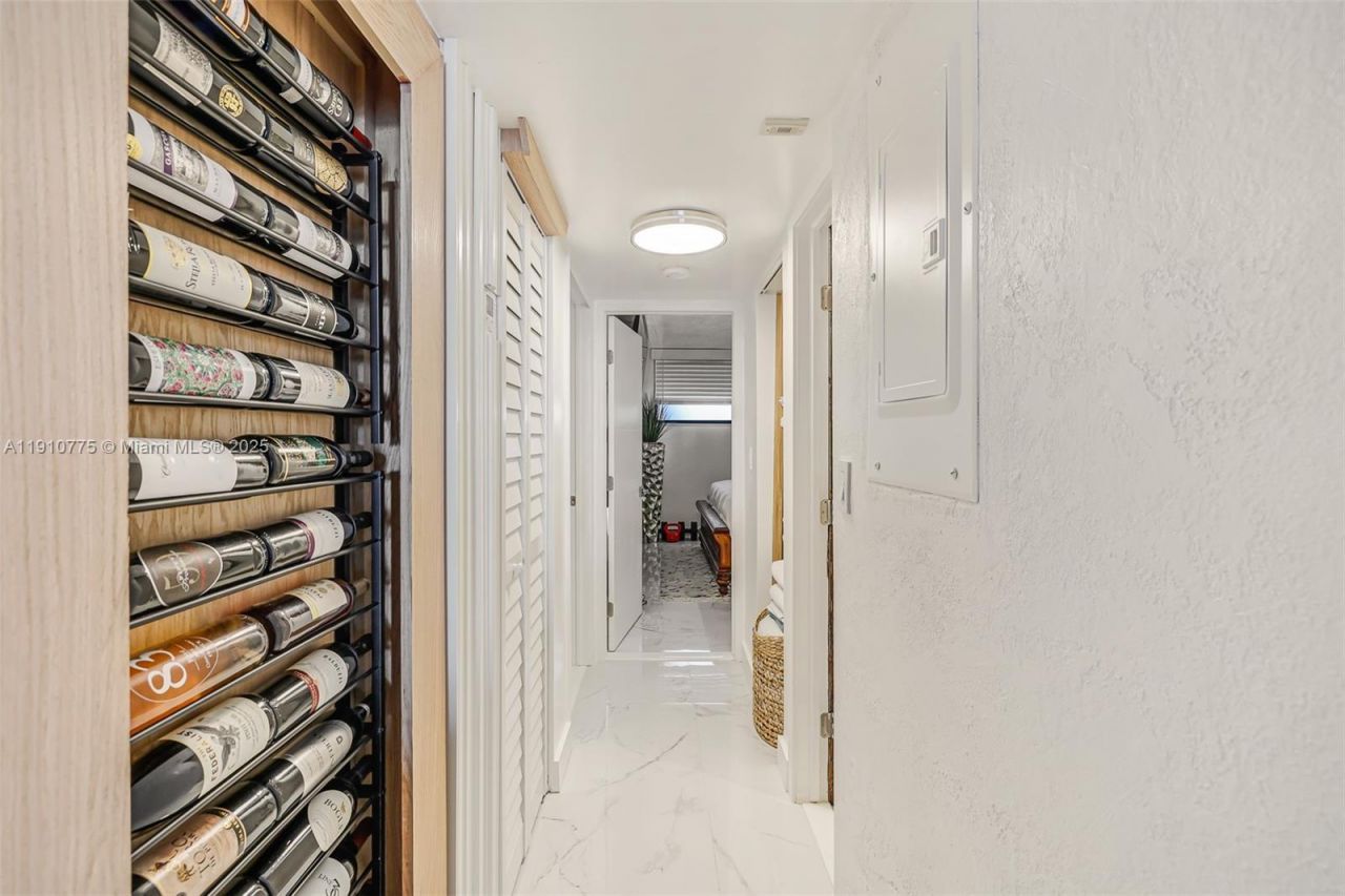 1820 S Treasure Dr, Unit 203D, North Bay Village, FL 33141 Photo