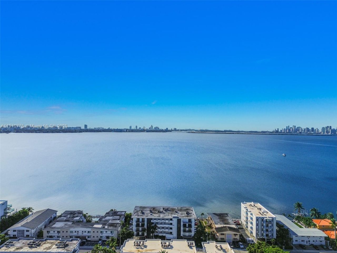 1820 S Treasure Dr, Unit 203D, North Bay Village, FL 33141 Photo