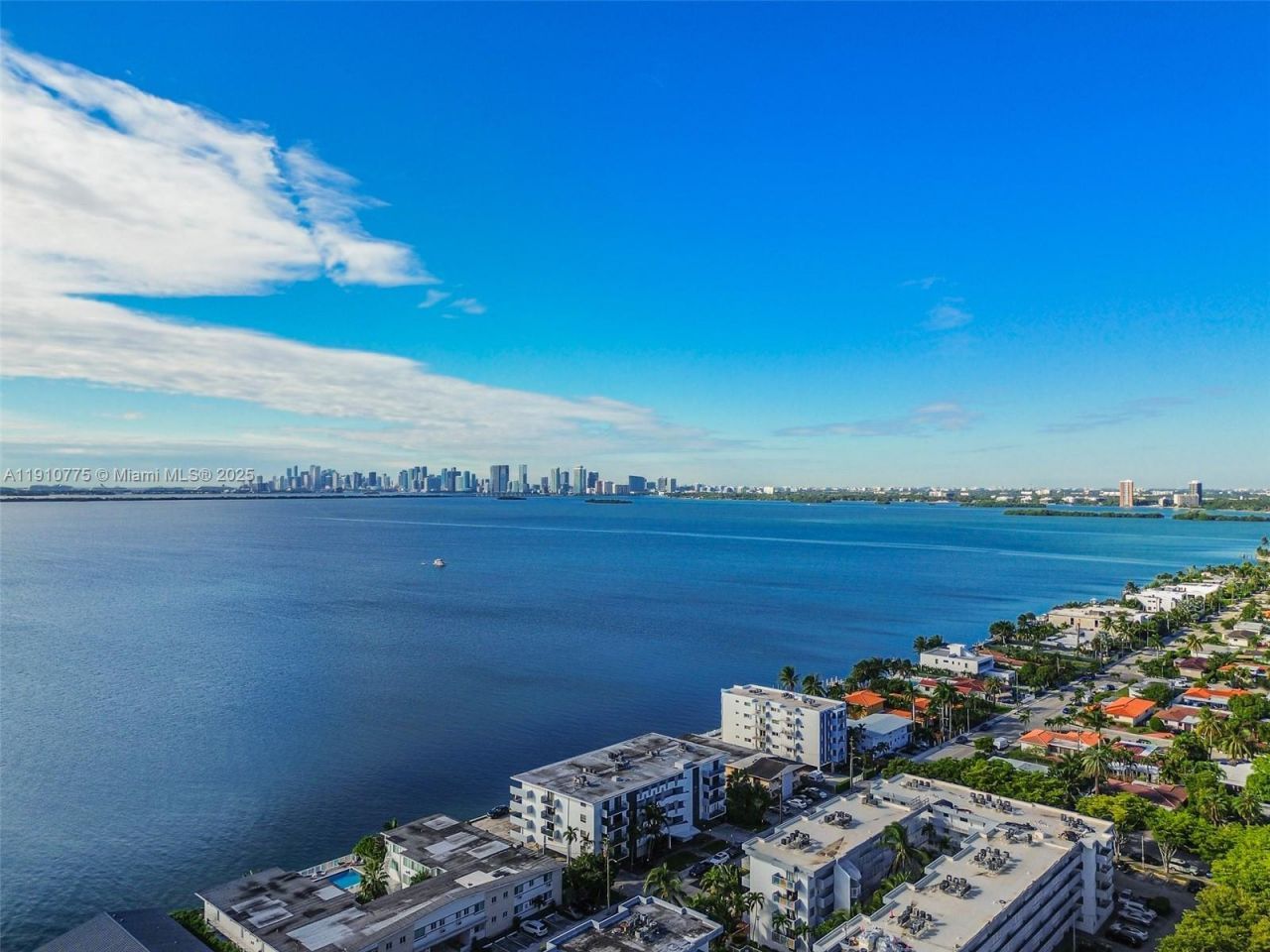 1820 S Treasure Dr, Unit 203D, North Bay Village, FL 33141 Photo