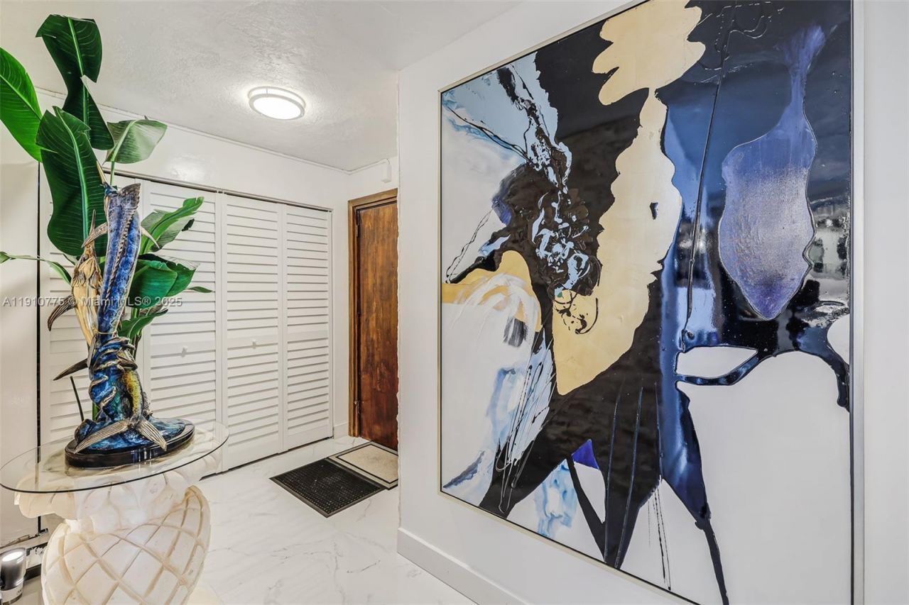 1820 S Treasure Dr, Unit 203D, North Bay Village, FL 33141 Photo