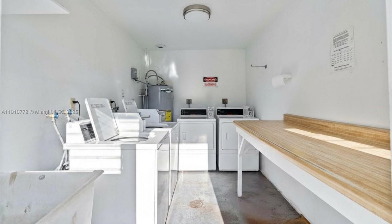 2170 NE 51st Ct, Unit A30, Fort Lauderdale, FL 33308 Photo