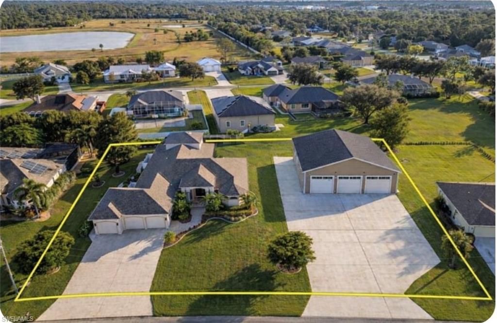 8230 Hunters Glen Cir, North Fort Myers, FL 33917 Photo