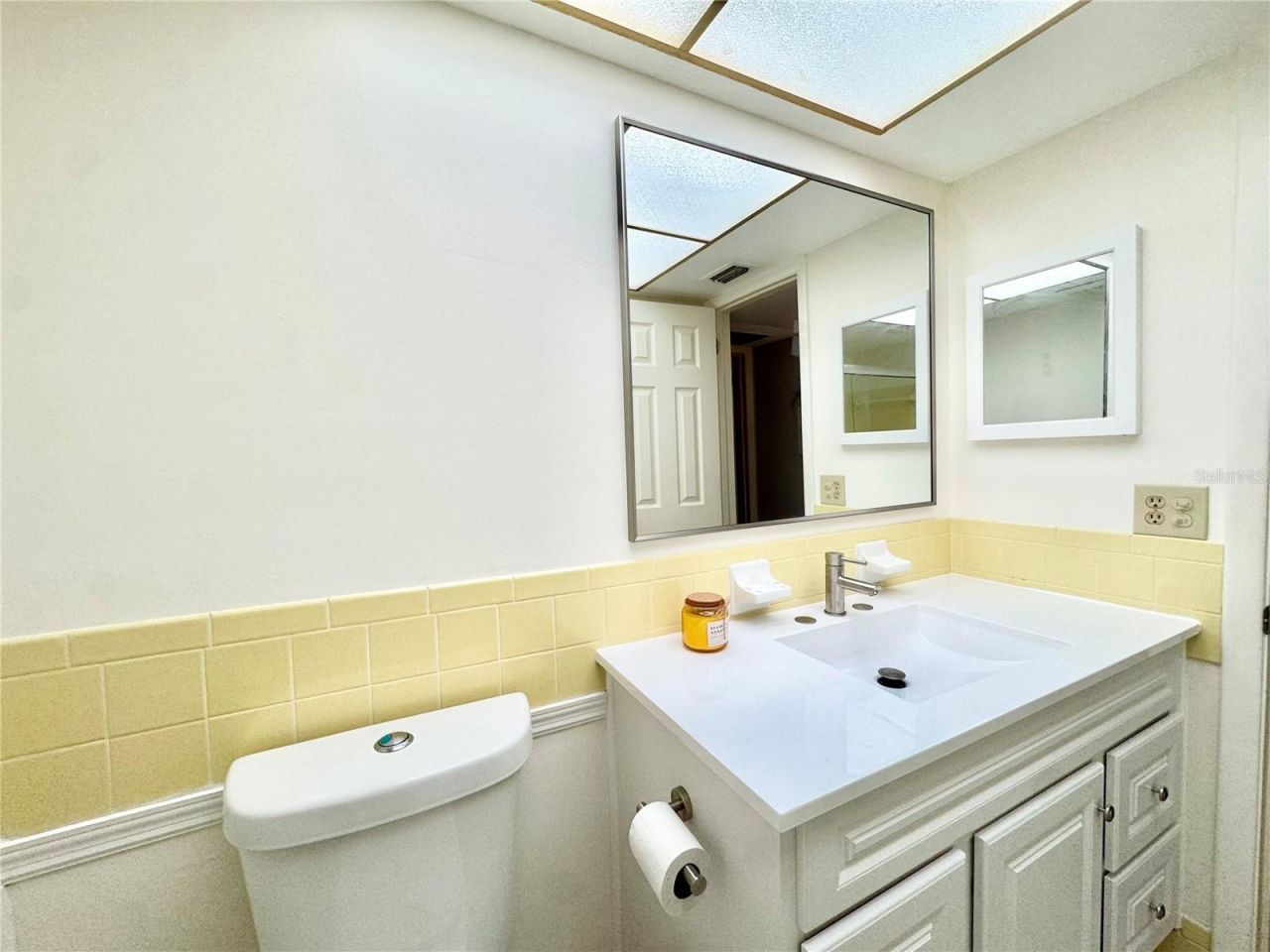 5725 12th Avenue N, Unit 201D, Saint Petersburg, FL 33710 Photo