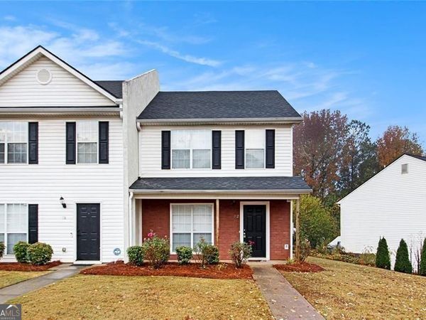 2 Chastain Circle, Newnan, GA 30263