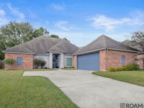 6729 Royal Oaks Ct, Zachary, LA 70791