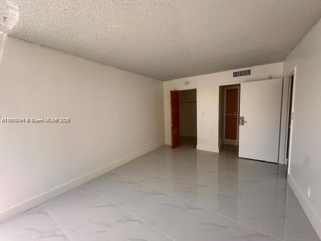 17021 N Bay Rd, Unit 221, Sunny Isles Beach, FL 33160 Photo