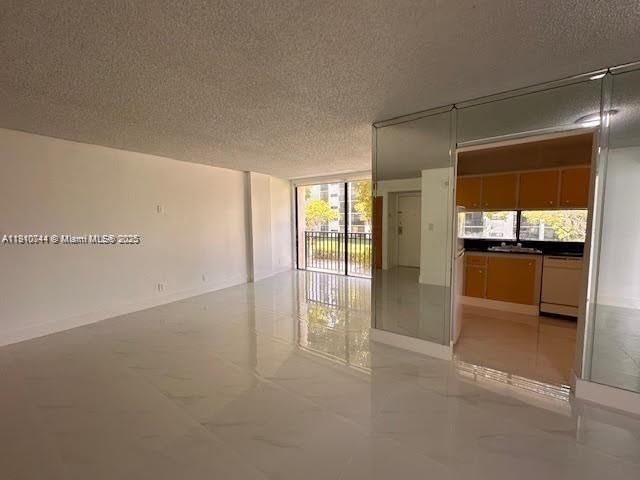 17021 N Bay Rd, Unit 221, Sunny Isles Beach, FL 33160 Photo