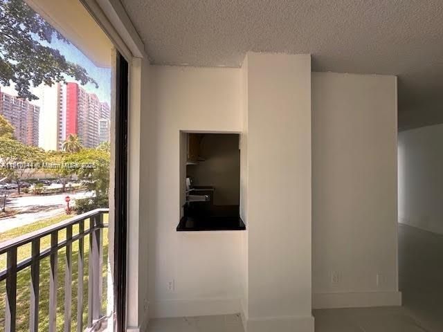 17021 N Bay Rd, Unit 221, Sunny Isles Beach, FL 33160 Photo