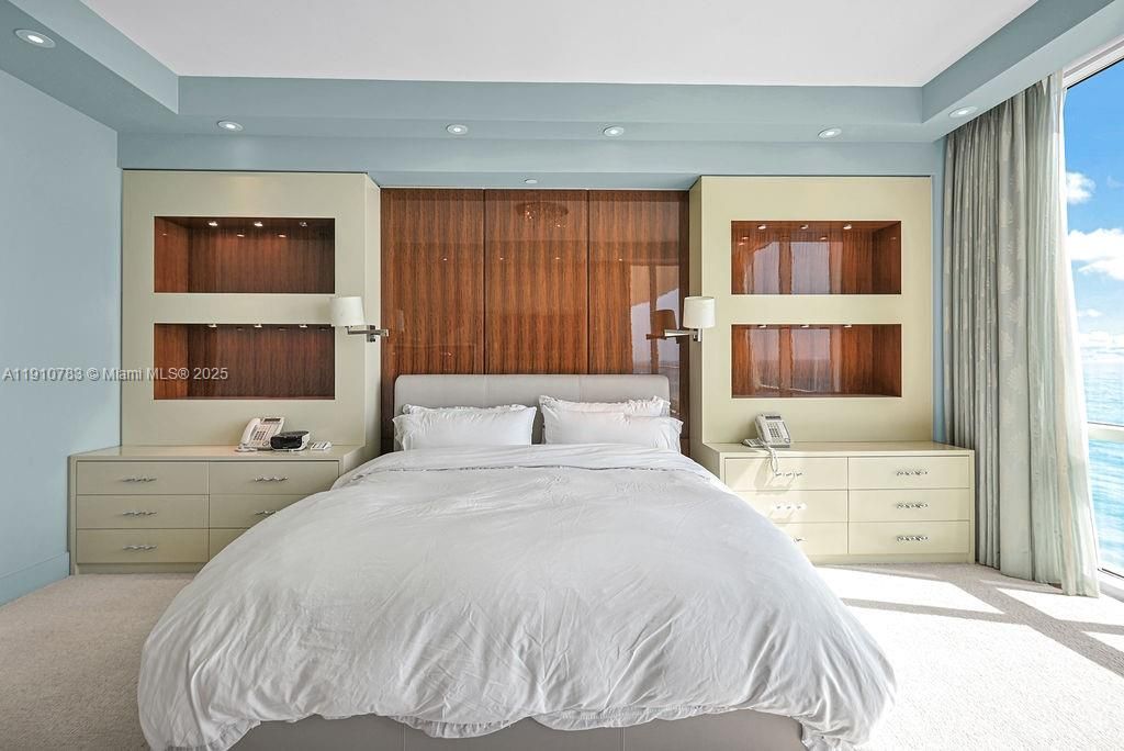 16047 Collins Ave, Unit 1104, Sunny Isles Beach, FL 33160 Photo