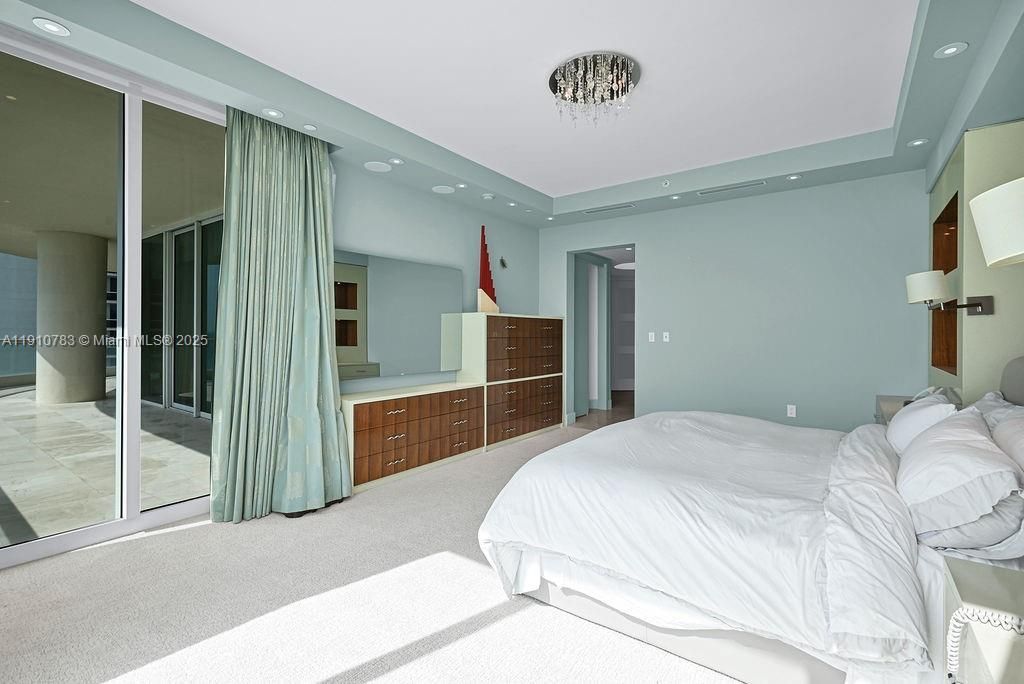 16047 Collins Ave, Unit 1104, Sunny Isles Beach, FL 33160 Photo