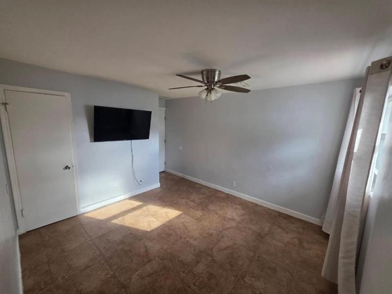 690 NW 68th Avenue, Plantation, FL 33317 Photo