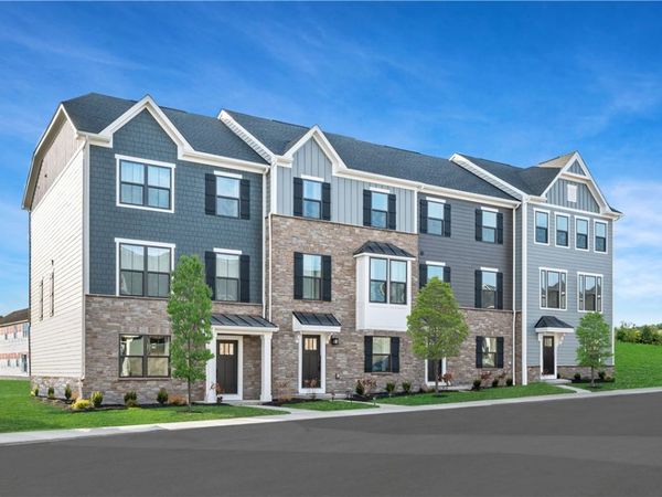 130 Goldenthread, Coraopolis, PA 15108