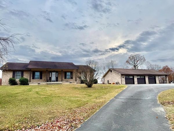 235 Taylor Farm Rd, LESTER, WV 25865