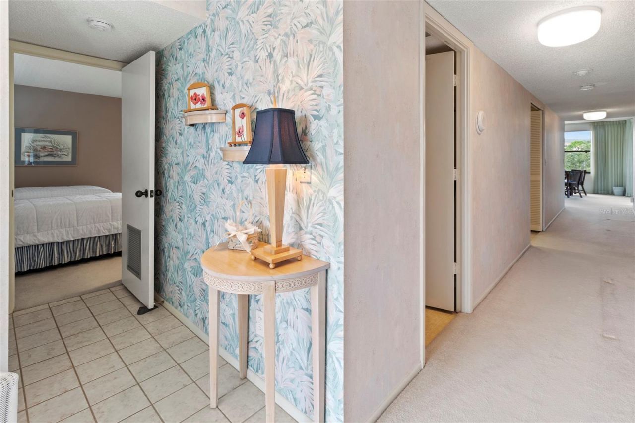 8735 Midnight Pass Road, Unit 301B, Sarasota, FL 34242 Photo