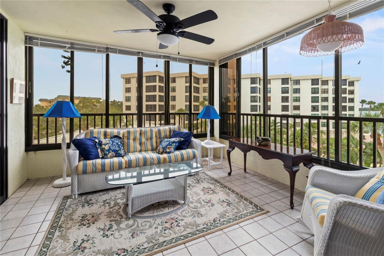 8735 Midnight Pass Road, Unit 301B, Sarasota, FL 34242 Photo