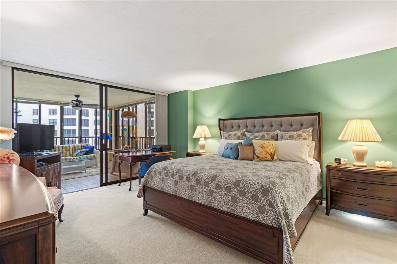 8735 Midnight Pass Road, Unit 301B, Sarasota, FL 34242 Photo