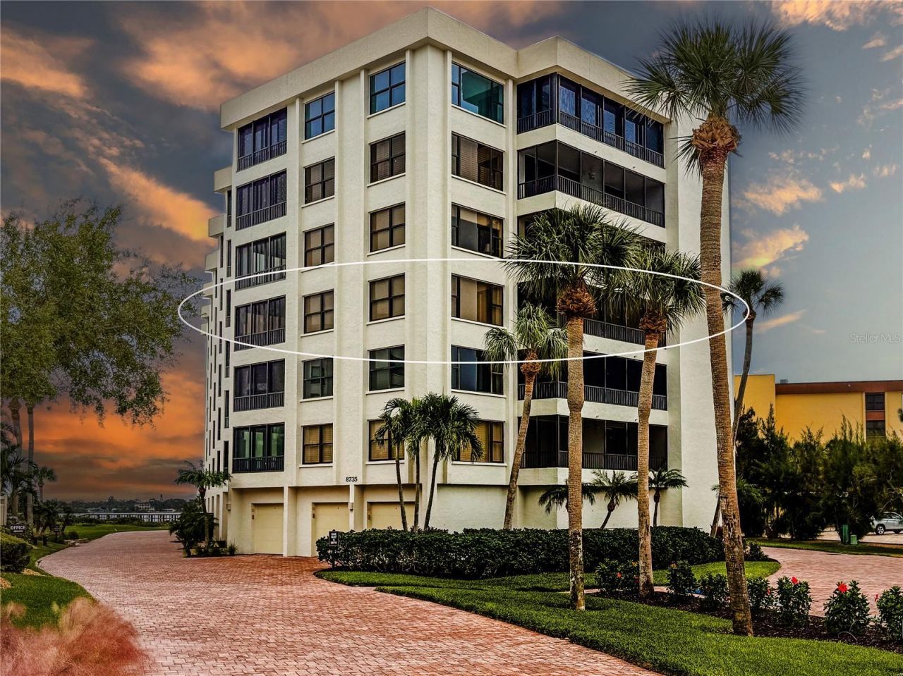 8735 Midnight Pass Road, Unit 301B, Sarasota, FL 34242 Photo