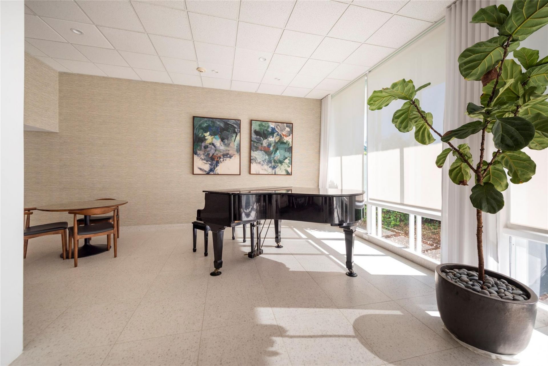 2840 N Ocean Boulevard, Unit 407, Fort Lauderdale, FL 33308 Photo