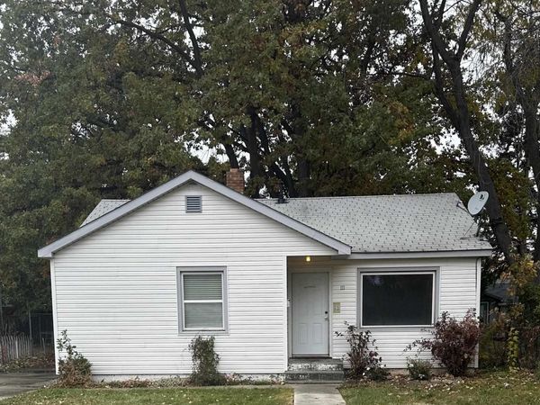 111 S Almond Street, Nampa, ID 83686