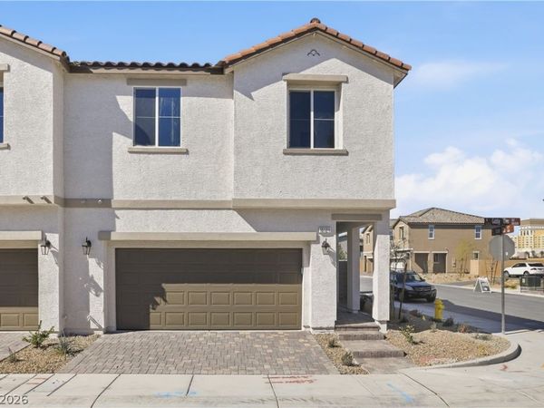 10121 Gabby Glen Street, Las Vegas, NV 89183