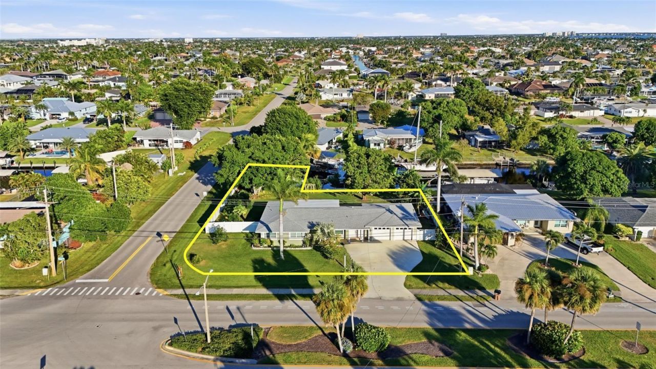 5229 Pelican Boulevard, Cape Coral, FL 33914 Photo