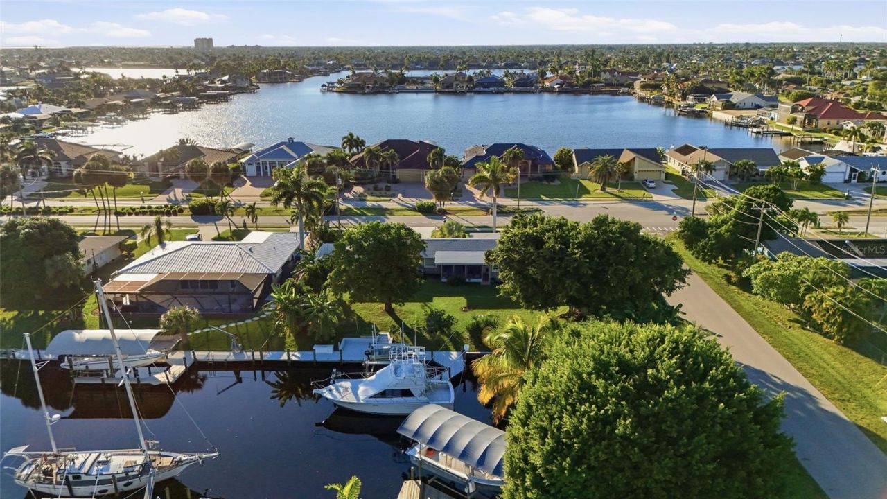 5229 Pelican Boulevard, Cape Coral, FL 33914 Photo