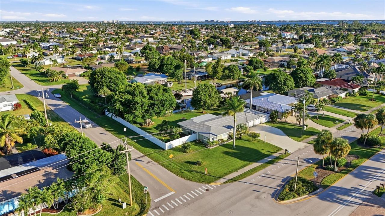 5229 Pelican Boulevard, Cape Coral, FL 33914 Photo